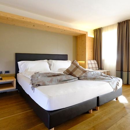 Hotel Shandranj Tesero Kültér fotó