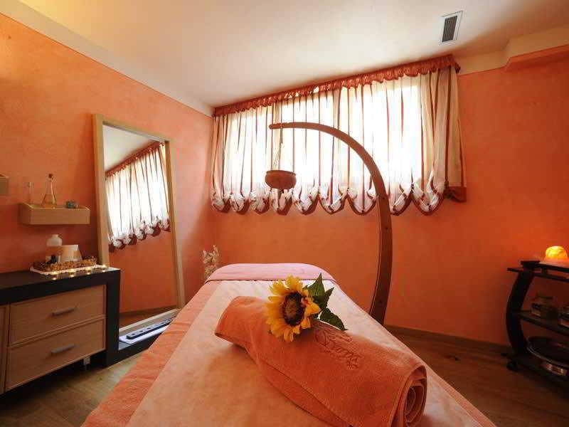 Hotel Shandranj Tesero Kültér fotó