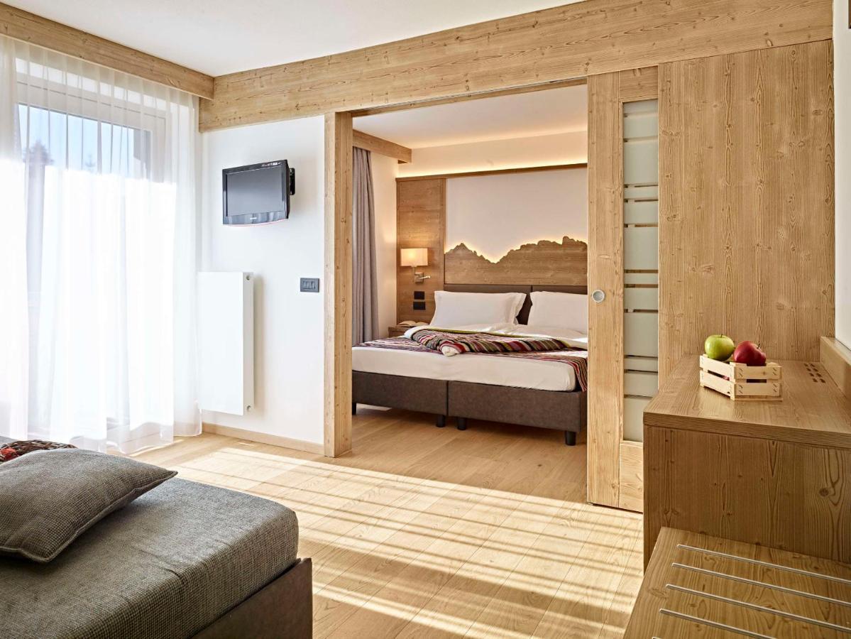 Hotel Shandranj Tesero Kültér fotó