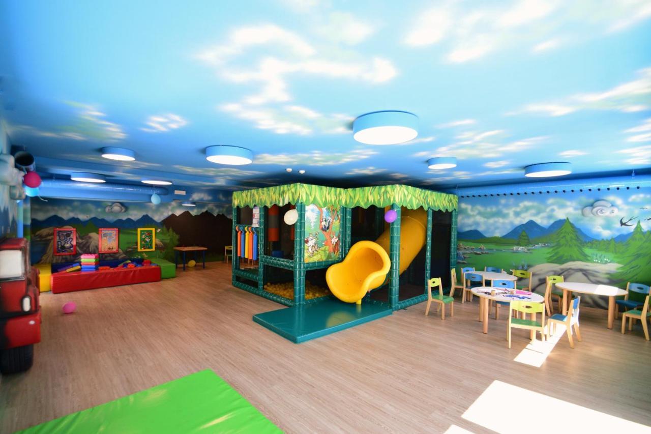 Hotel Shandranj Tesero Kültér fotó