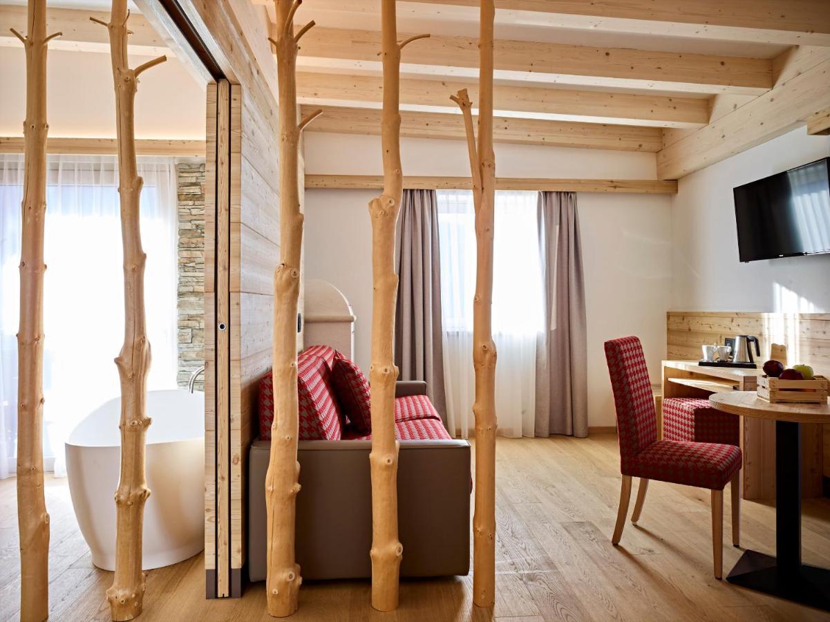 Hotel Shandranj Tesero Kültér fotó