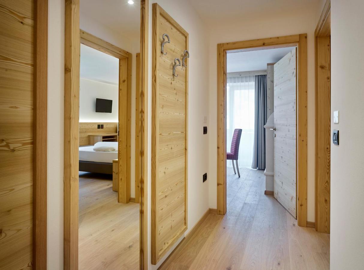 Hotel Shandranj Tesero Kültér fotó