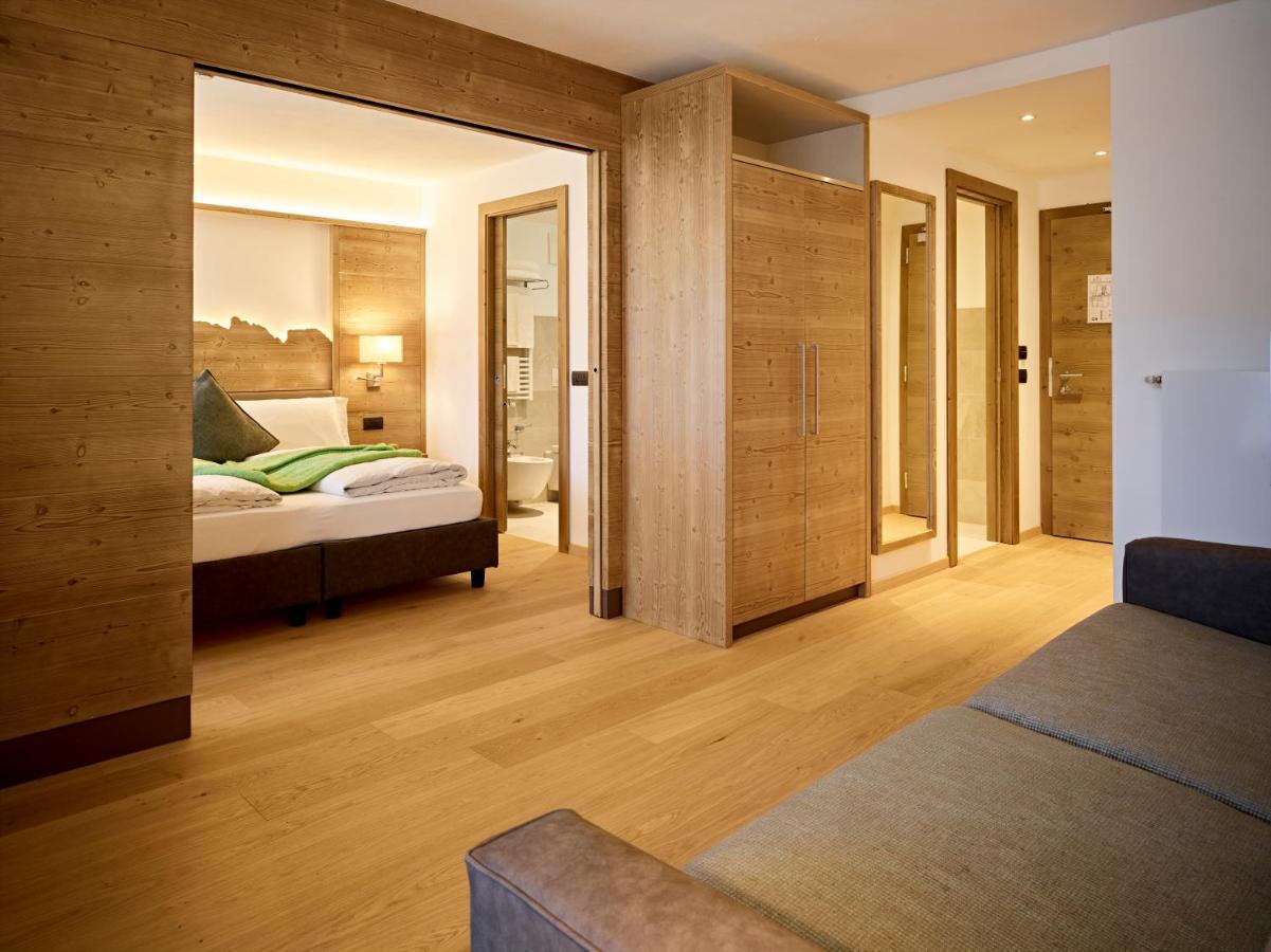 Hotel Shandranj Tesero Kültér fotó