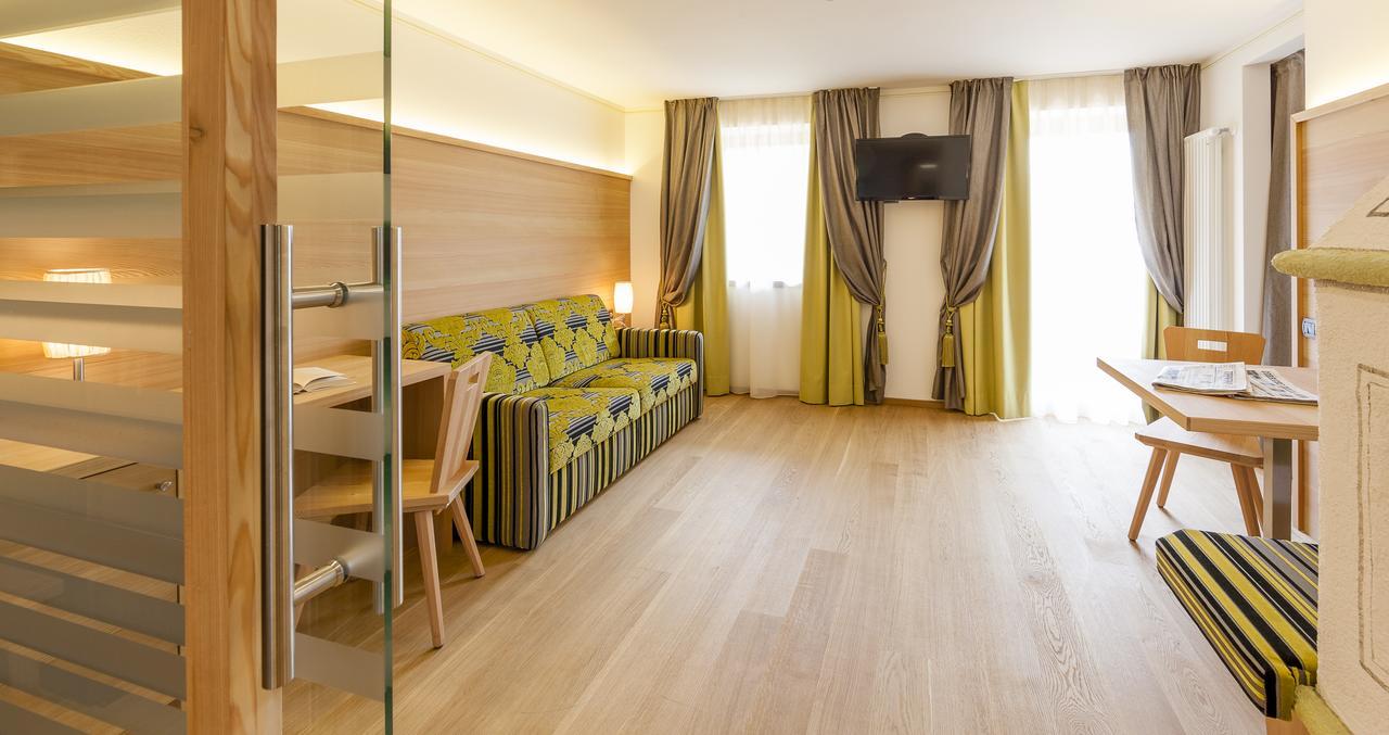 Hotel Shandranj Tesero Kültér fotó