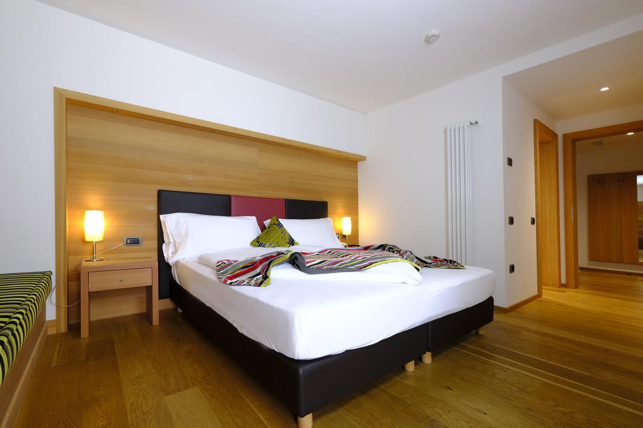 Hotel Shandranj Tesero Kültér fotó